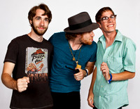 2012_09_01_19_00_08-85494