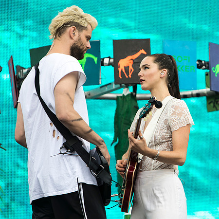 photos of Sofi Tukker from Robert Redfield