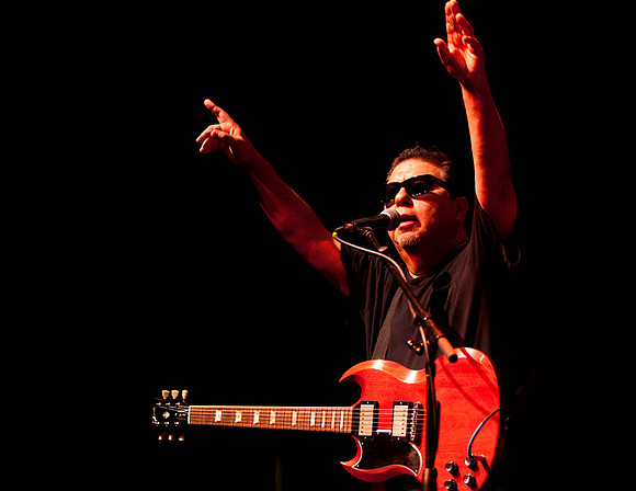 Los Lobos Performance - 47