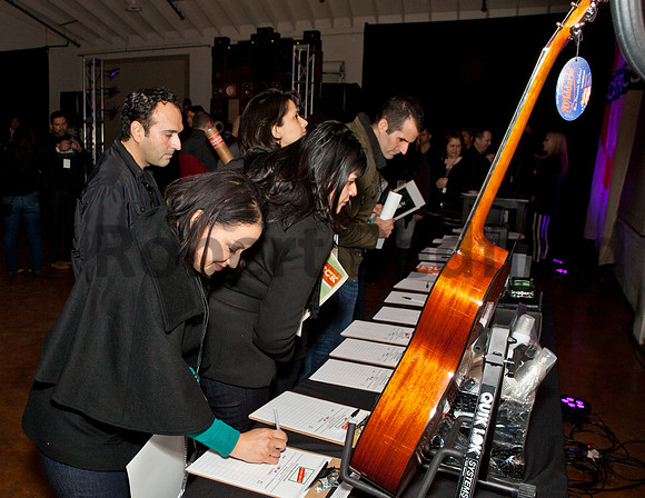 Sound Check - Martin Gore 2012 - 004