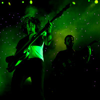 M83 - 09