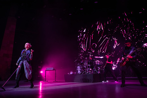 Garbage the band photos by Robert Redfield