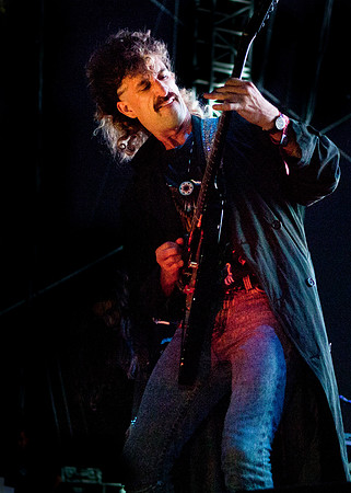 photos of Julian Casablancas + The Voidz by Robert Redfield