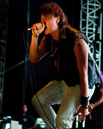 photos of Julian Casablancas + The Voidz by Robert Redfield
