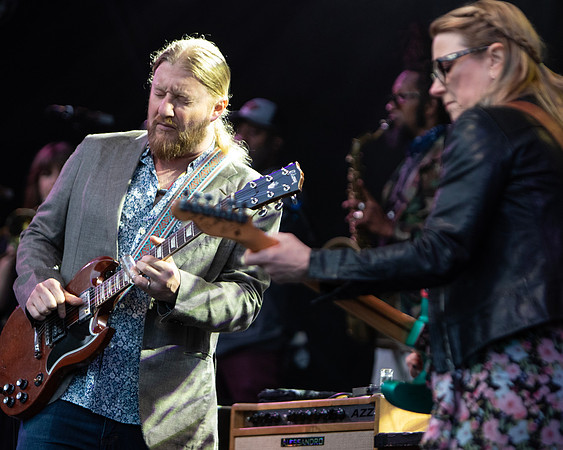 Photos of Tedeschi Trucks Band by Robert Redfield