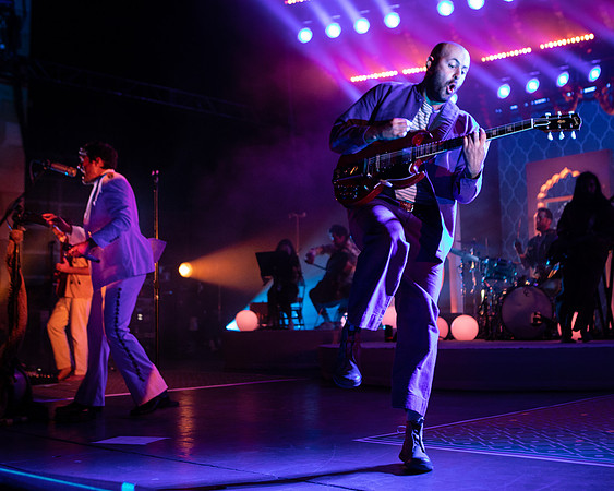 Young The Giant photos by Robert Redfield
