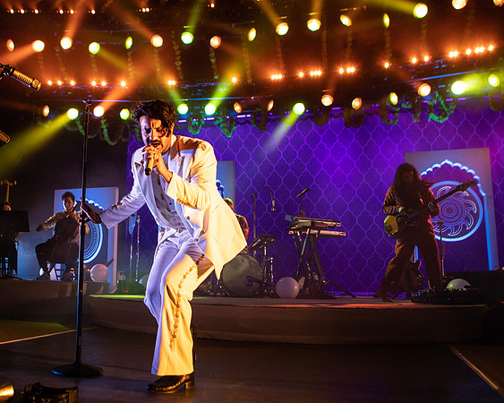 Young The Giant photos by Robert Redfield