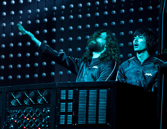 Justice - 32