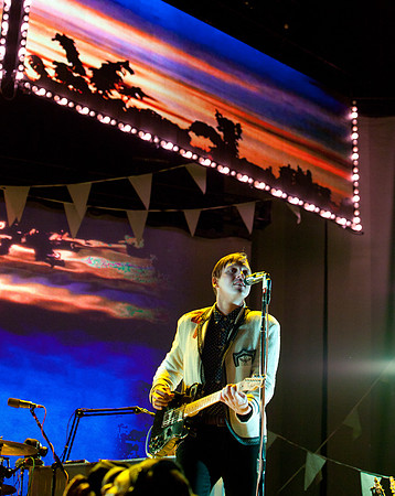 Arcade Fire  (2)