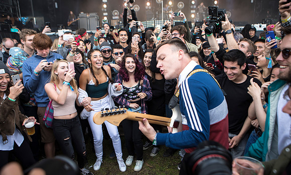 photos of Cage The Elephant by Robert Redfield