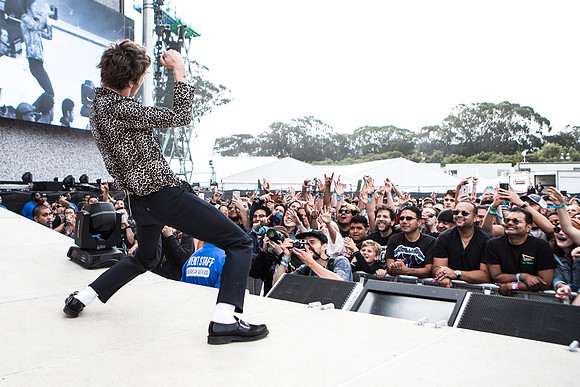 photos of Cage The Elephant by Robert Redfield