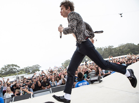 photos of Cage The Elephant by Robert Redfield