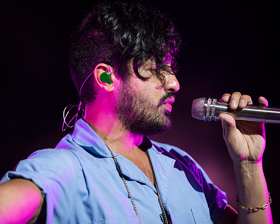photos of Young The Giant by Robert Redfield