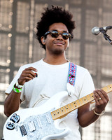photos of Toro Y Moi