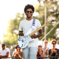 photos of Toro Y Moi