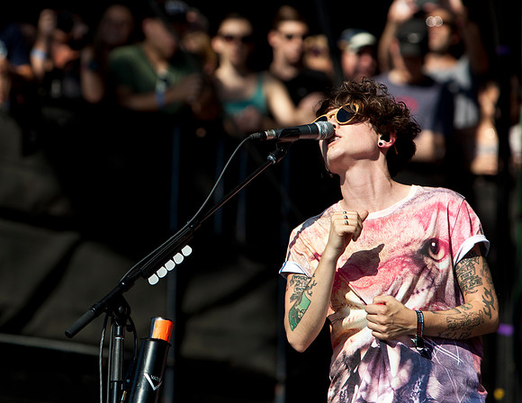 Tegan and Sara - 05