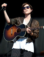 Tegan and Sara - 02