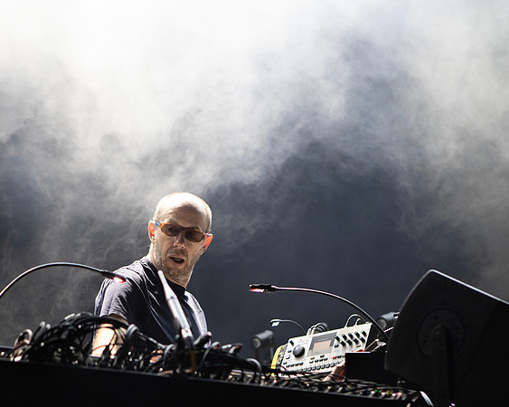 photos of The Chemical Brothers by Robert Redfield
