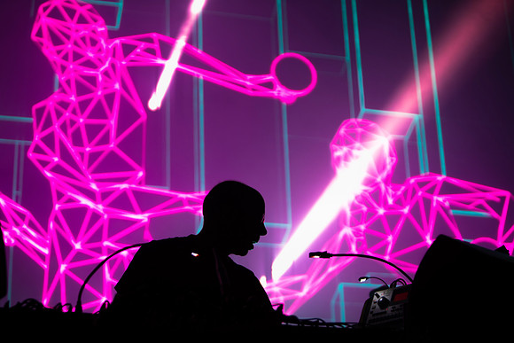 photos of The Chemical Brothers by Robert Redfield