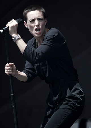 Savages - 064