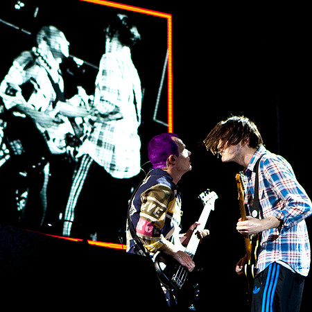 Red Hot Chili Peppers - 16