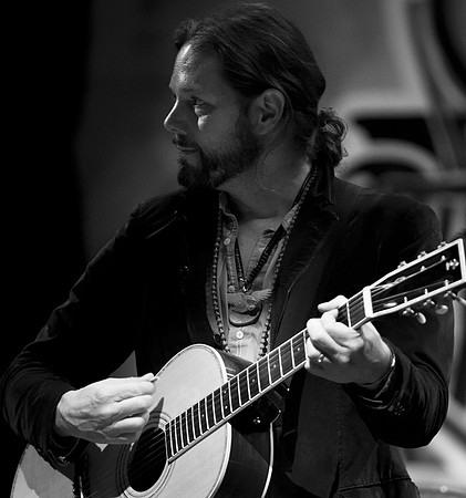 Chris Robinson photos by Robert Redfield