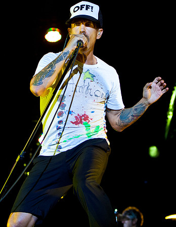 Red Hot Chili Peppers - 06