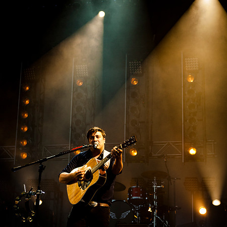 photos of Mumford & Sons