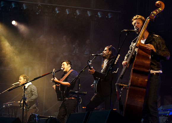 photos of Mumford & Sons
