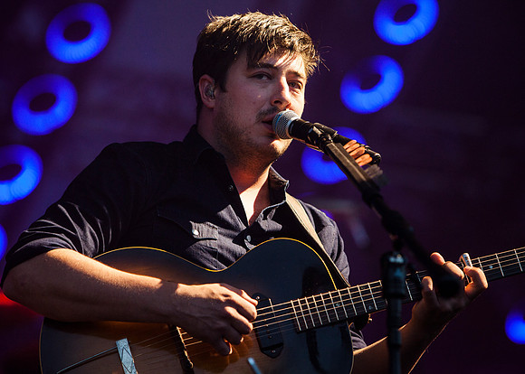 photos of Mumford & Sons