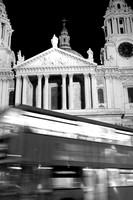 St. Paul's Bus