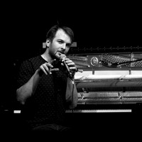 Nils Frahm photos by Robert Redfield