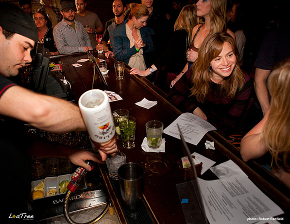 Loa Tree Lounge 2012 -002