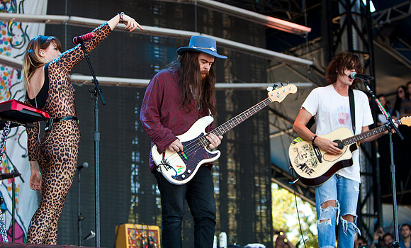 Grouplove - 229