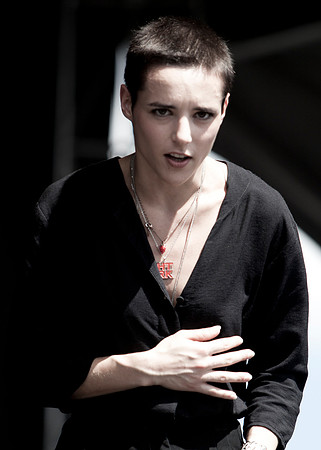 Savages - 023