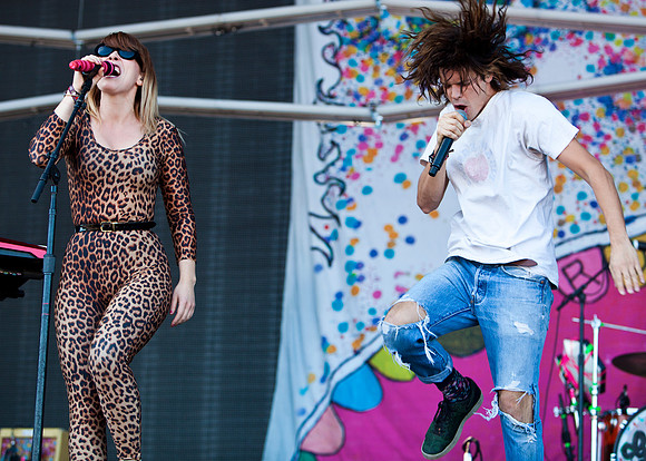 Grouplove - 082