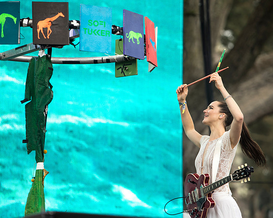 photos of Sofi Tukker from Robert Redfield