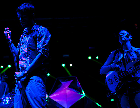 Yeasayer---09