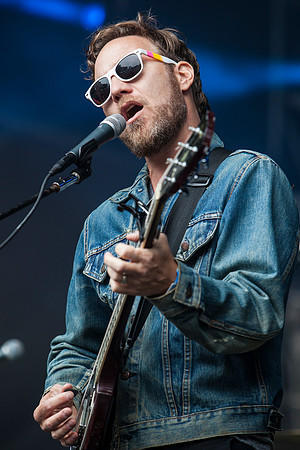 photos of Rogue Wave by Robert Redfield