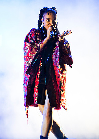 photos of FKA Twigs