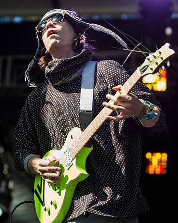 photos of Diiv by Robert Redfield