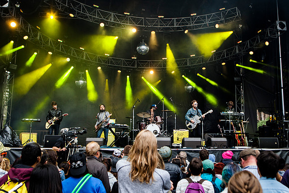 photos of Rogue Wave by Robert Redfield