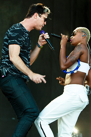 Fitz & The Tantrums photos by Robert Redfield