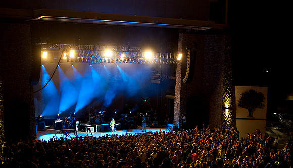 Weezer photos by Robert Redfield